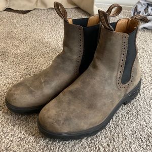 High top Blundstone boots